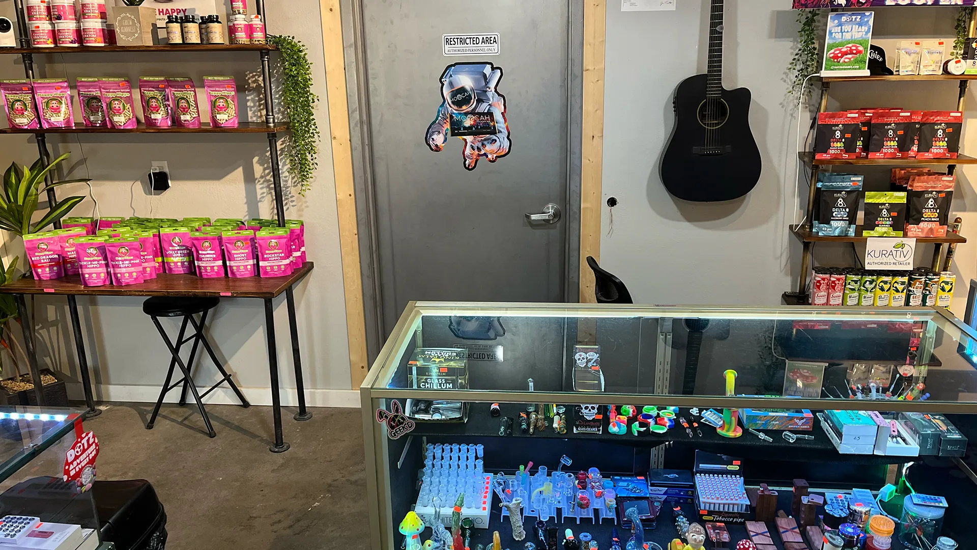 FIVE LEAF CLOVER SMOKE SHOP — Colome, SD real estate photo thumbnail 10