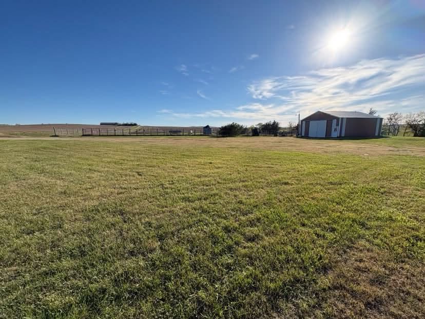 Split Level Home on 20 Acres with Machine Shed — Winner, SD real estate photo thumbnail 24