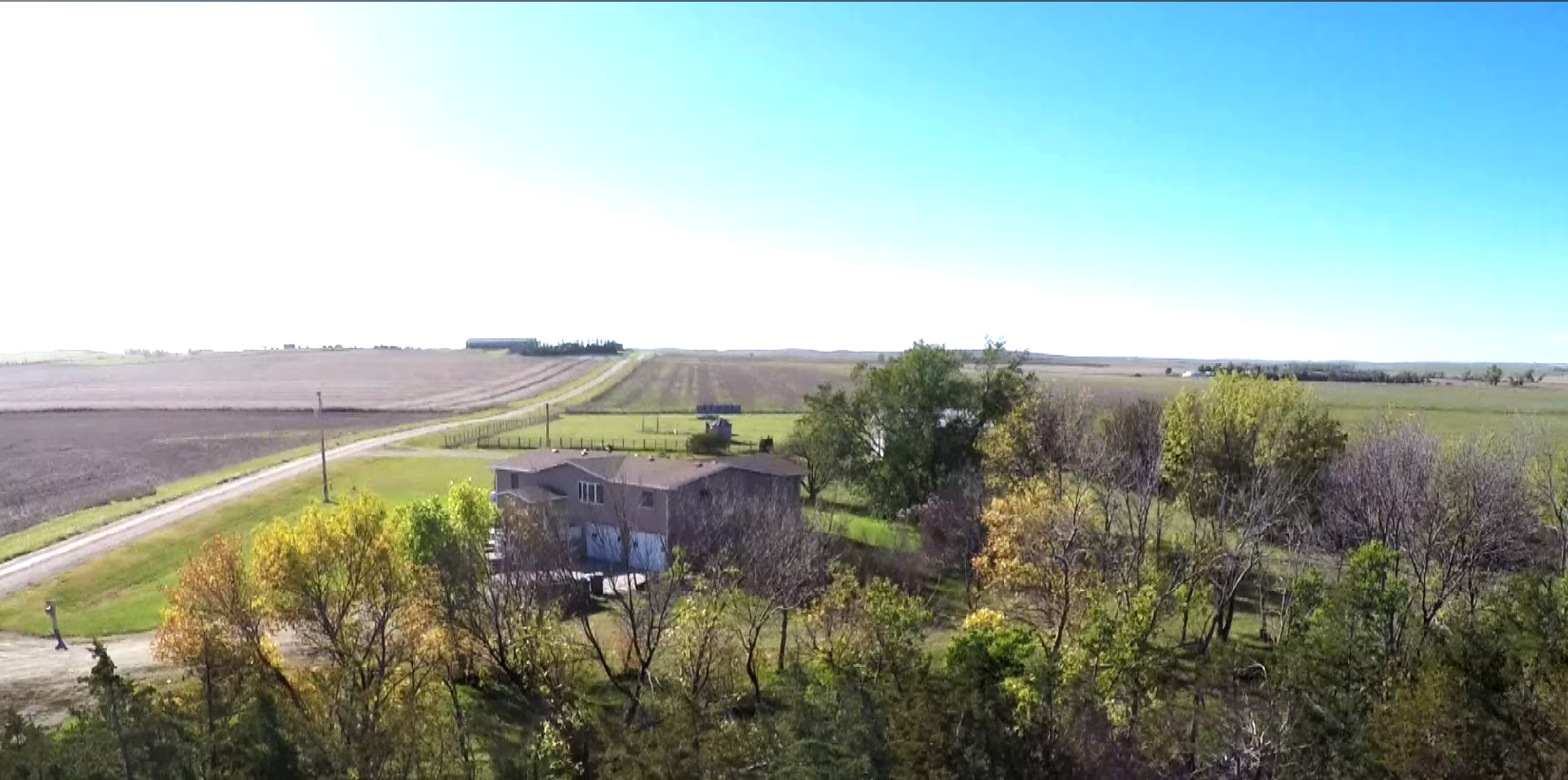 Split Level Home on 20 Acres with Machine Shed — Winner, SD real estate photo thumbnail 30