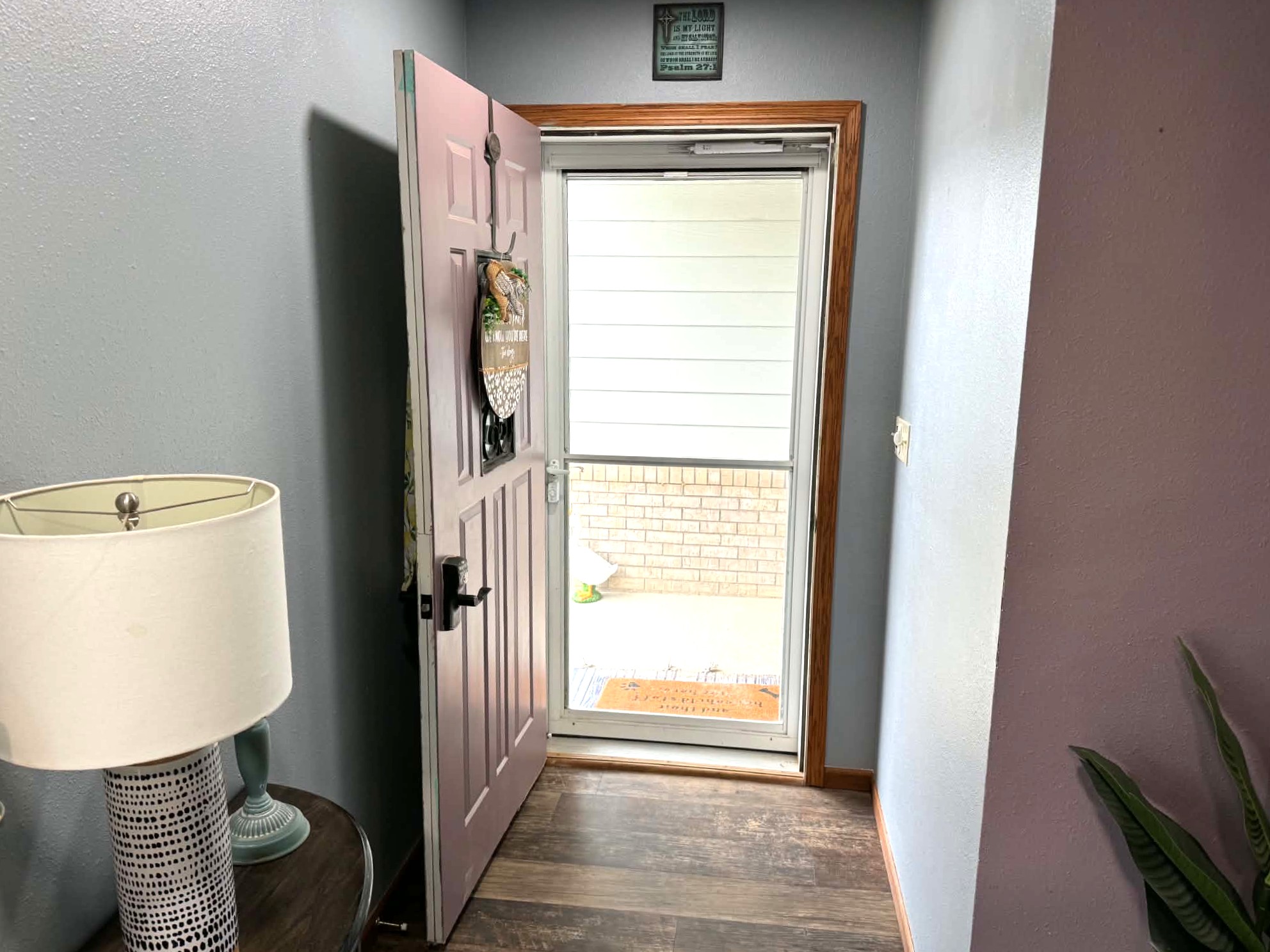 Townhome in a Quiet Cul-de-Sac 🌳 — Winner, SD real estate photo thumbnail 3